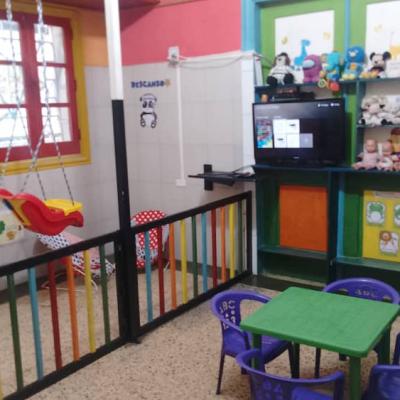 Salon2m2vacio008