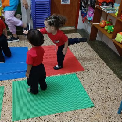 Salonm2usoyoga5d7