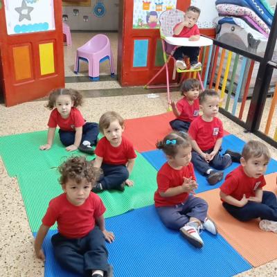 Salonm2usoyoga7d7
